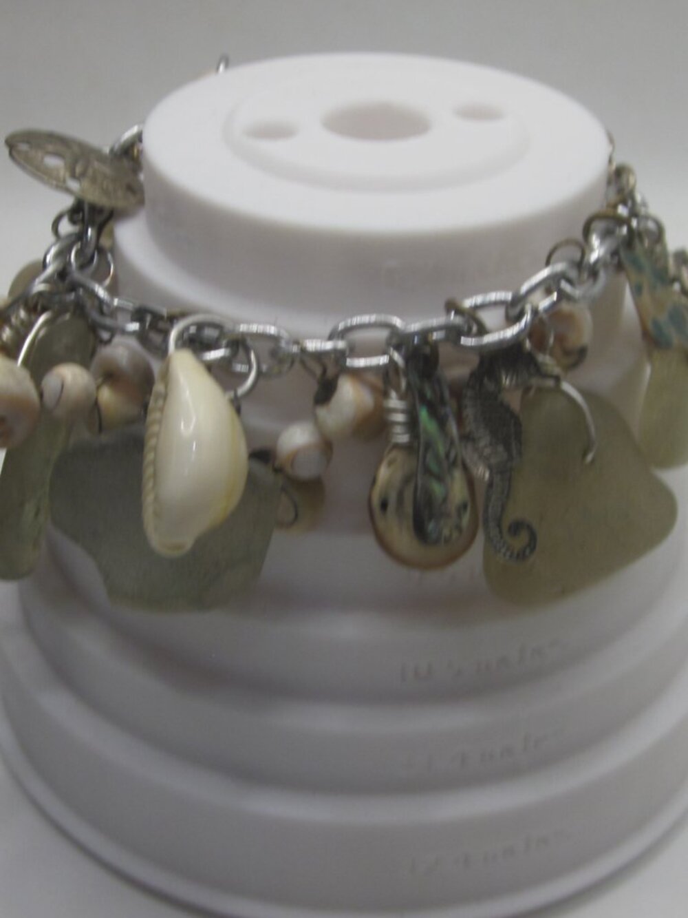 Sea Glass and Shell Bracelet Silver Tone - Picture 2 of 4